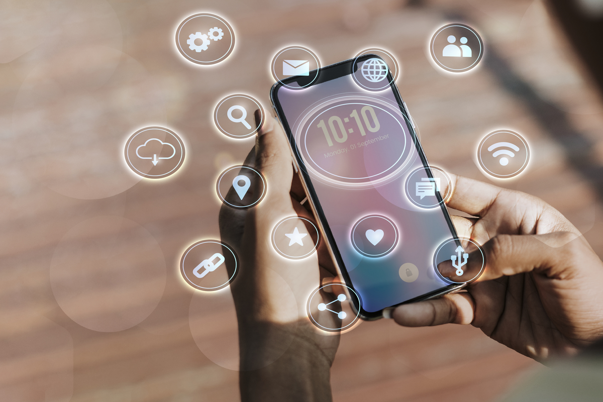 IoT applications and smartphones