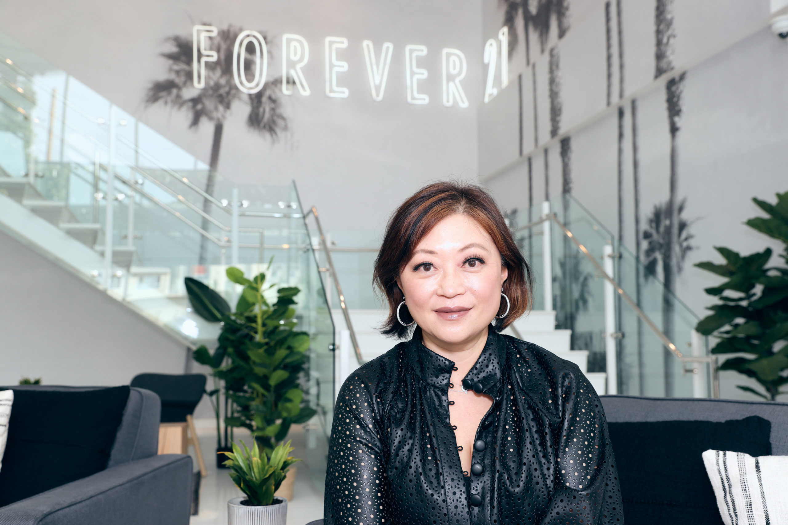 Who owns Forever 21